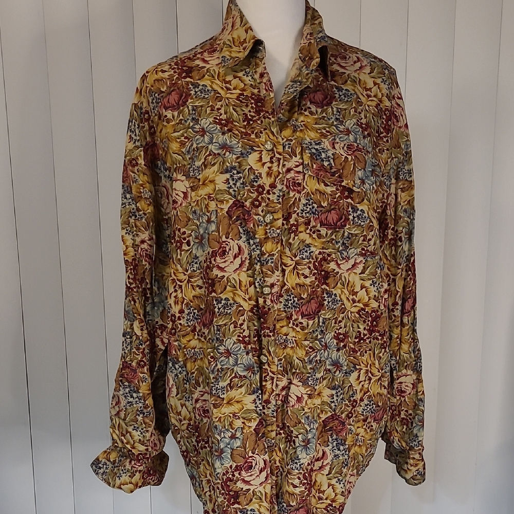 Vtg Liz Wear Blouse